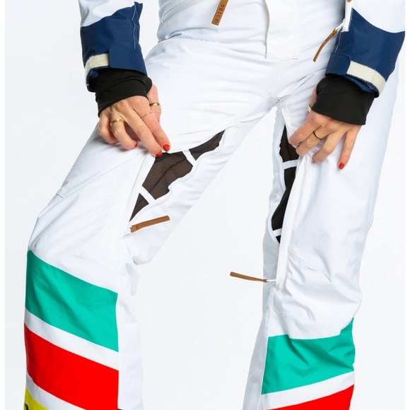 Retro Snowsuit - Picture 14 of 17